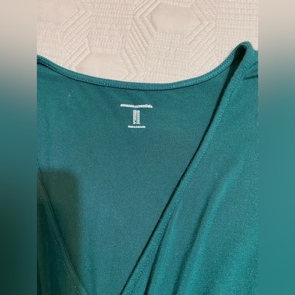 Green Maxi Dress Size M Fit & Flare Amazon Essentials - Picture 2 of 7